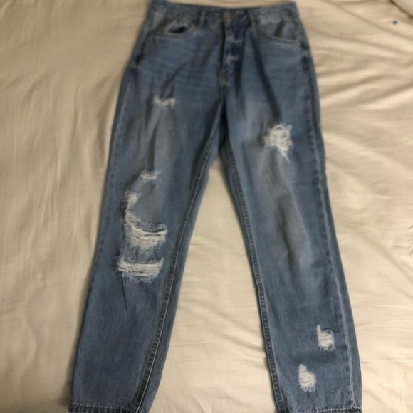 Distressed Light Wash Jeans - Picture 3 of 4